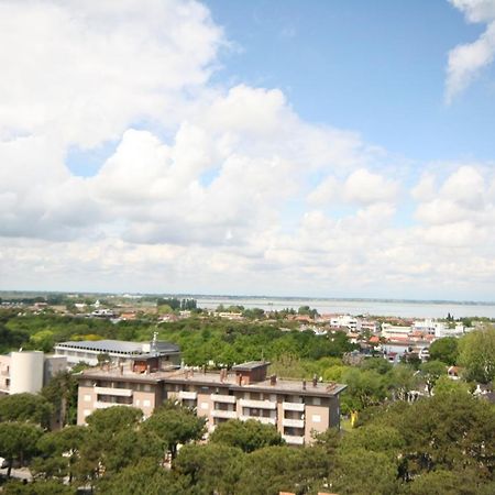Ba- La Torre - Sea View - Apartment Lignano Sabbiadoro Bagian luar foto