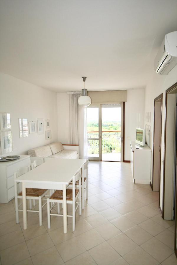Ba- La Torre - Sea View - Apartment Lignano Sabbiadoro Bagian luar foto