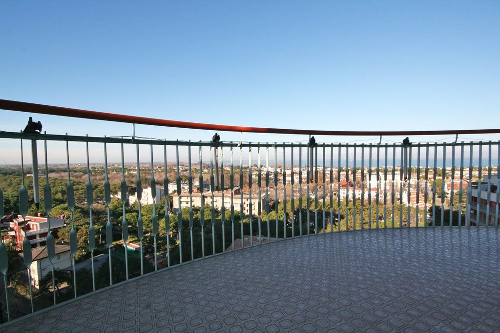Ba- La Torre - Sea View - Apartment Lignano Sabbiadoro Bagian luar foto